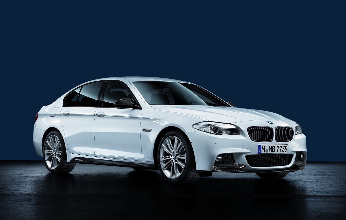 BMW F10